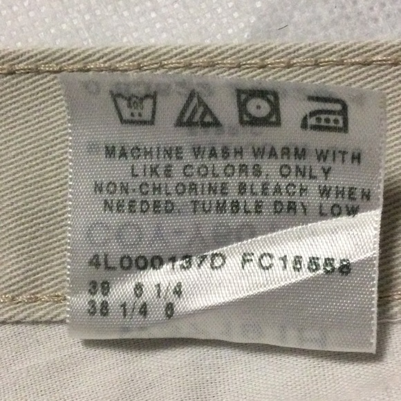 Ladies Jeans Shorts size 18 M by Casuals color is cream all cotton. #71 - Picture 7 of 7